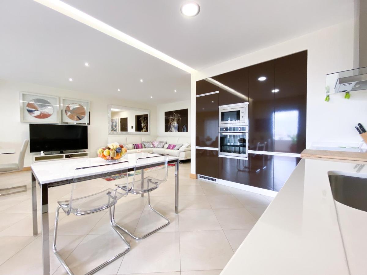 Luxury Condominium Apartment With Swimming Pool #1903 Лагос Екстериор снимка
