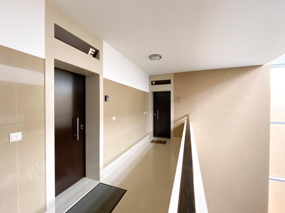 Luxury Condominium Apartment With Swimming Pool #1903 Лагос Екстериор снимка