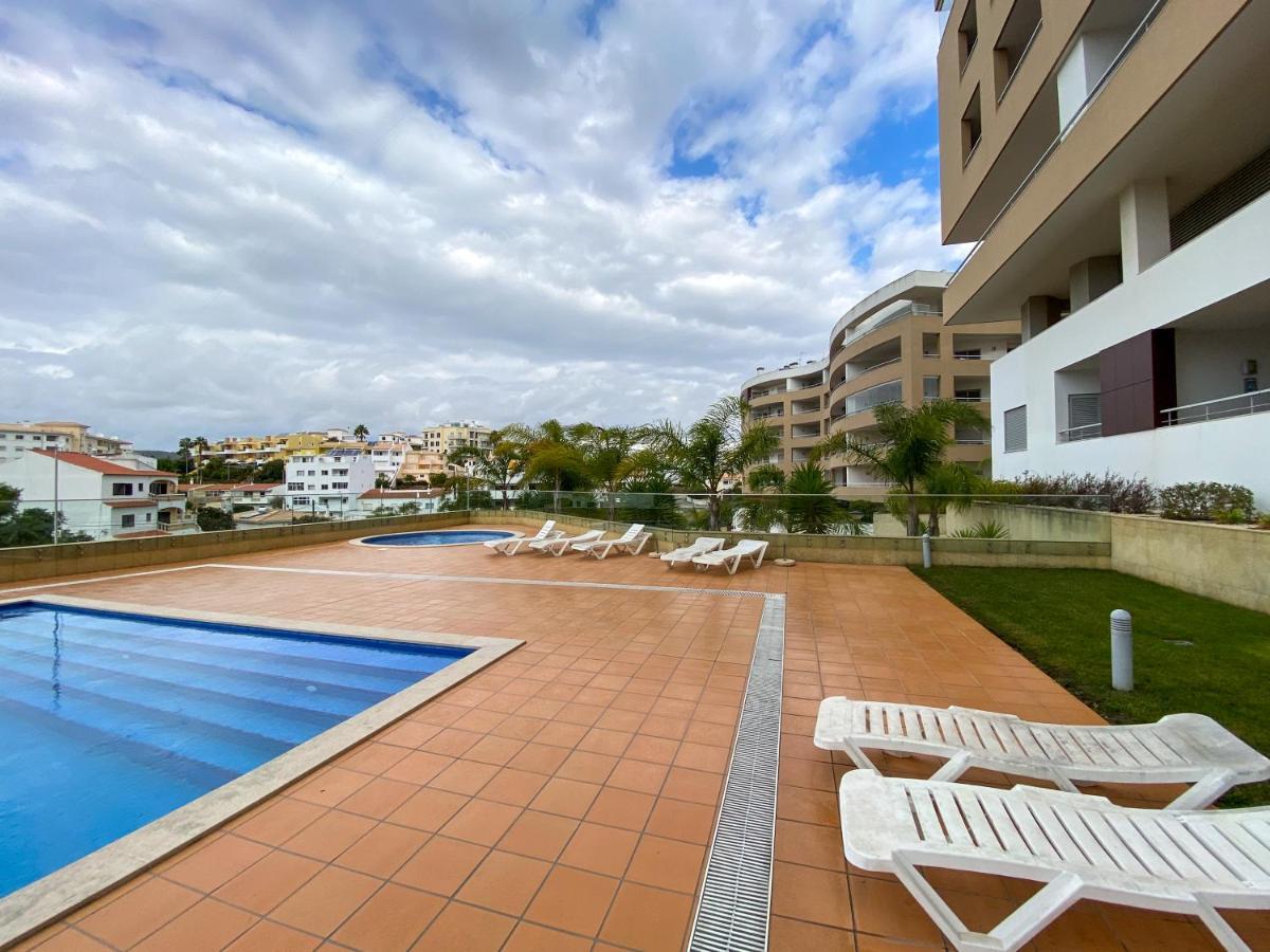 Luxury Condominium Apartment With Swimming Pool #1903 Лагос Екстериор снимка