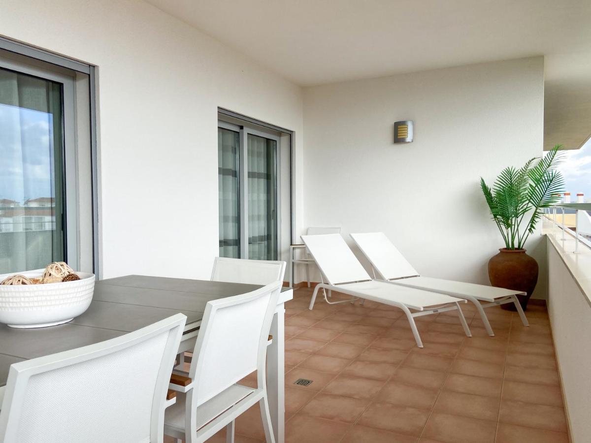 Luxury Condominium Apartment With Swimming Pool #1903 Лагос Екстериор снимка
