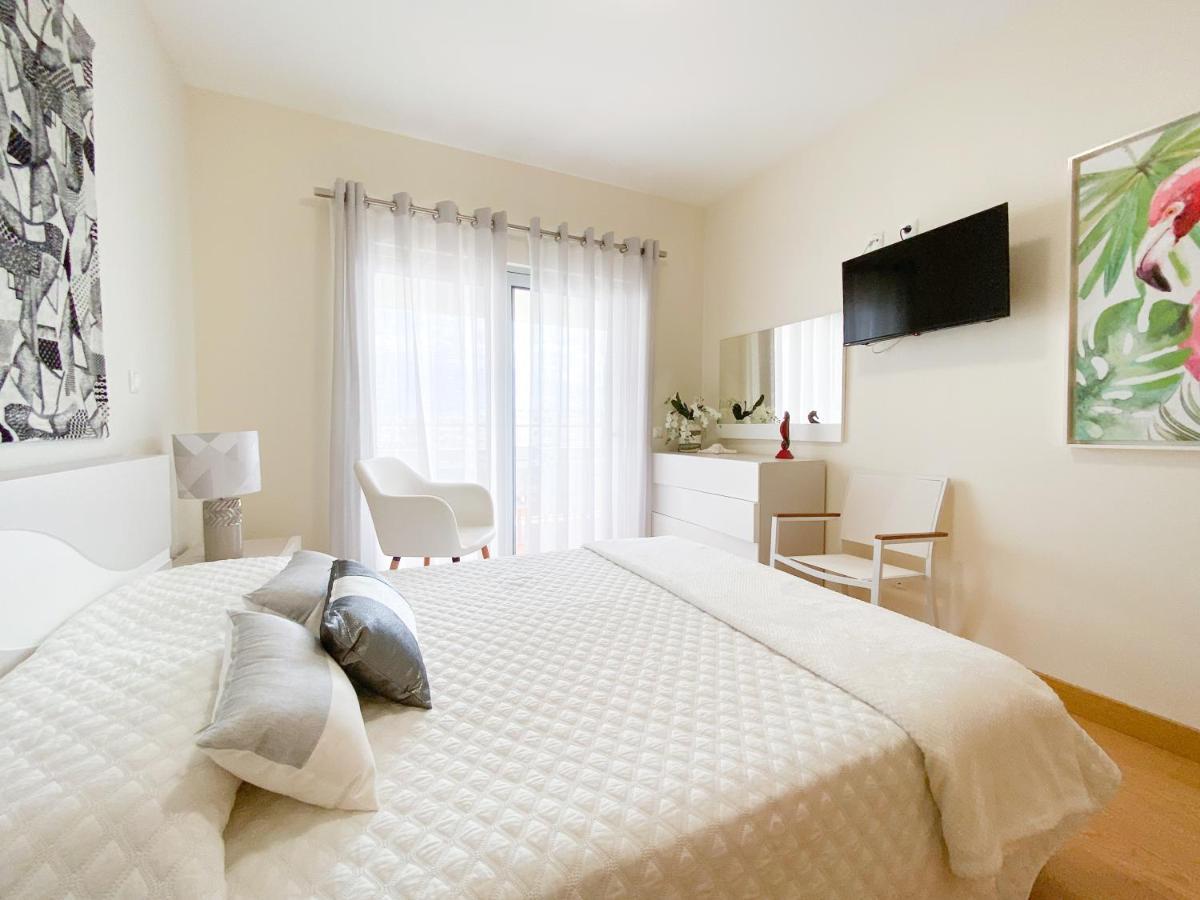 Luxury Condominium Apartment With Swimming Pool #1903 Лагос Екстериор снимка
